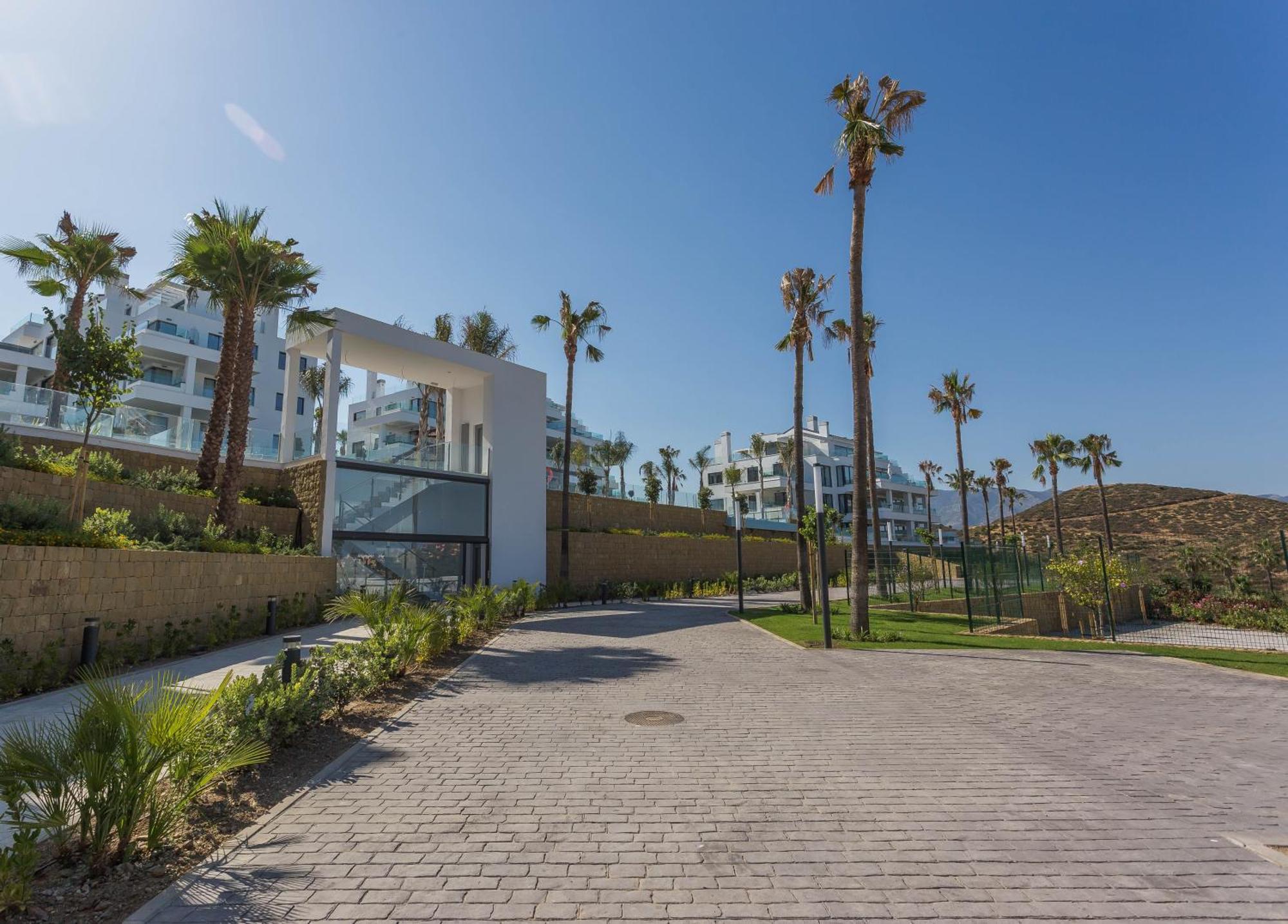 شقة Luxury 2Br Seaviews - Santa Barbara Heights فوينخيرولا المظهر الخارجي الصورة